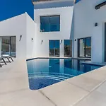 2705 - Schicke Villa In Santa Ponsa Nova