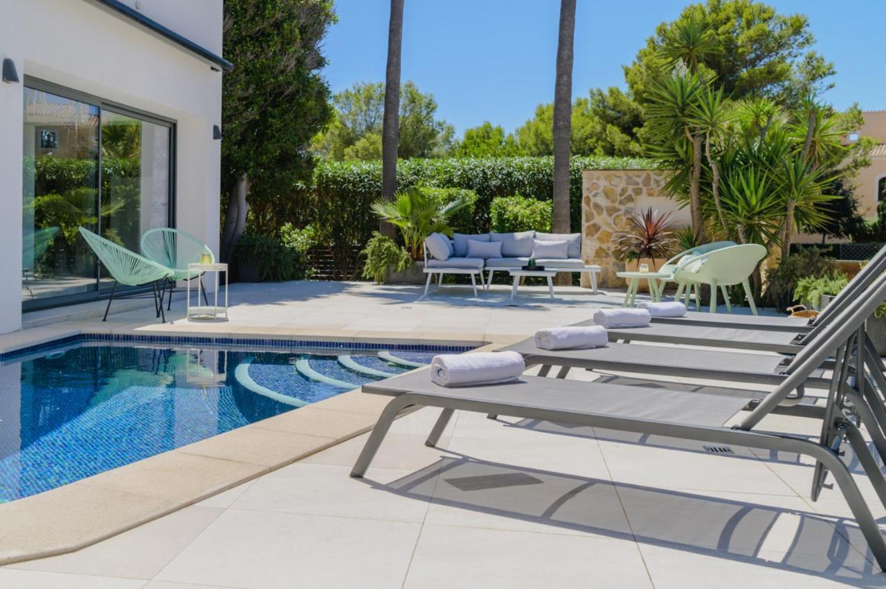 2705 - Schicke In Santa Ponsa Nova Villa